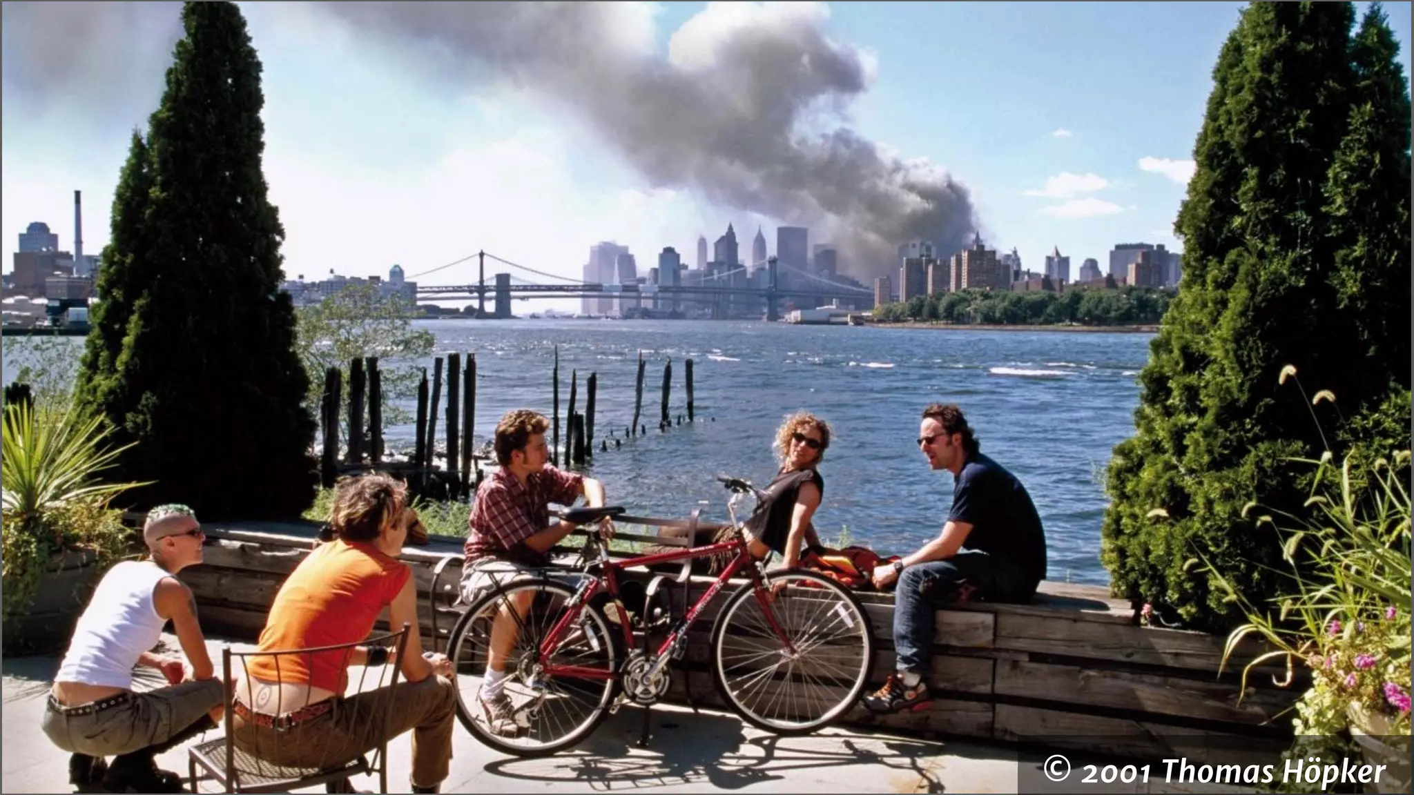 © 2001 Thomas Höpker
 