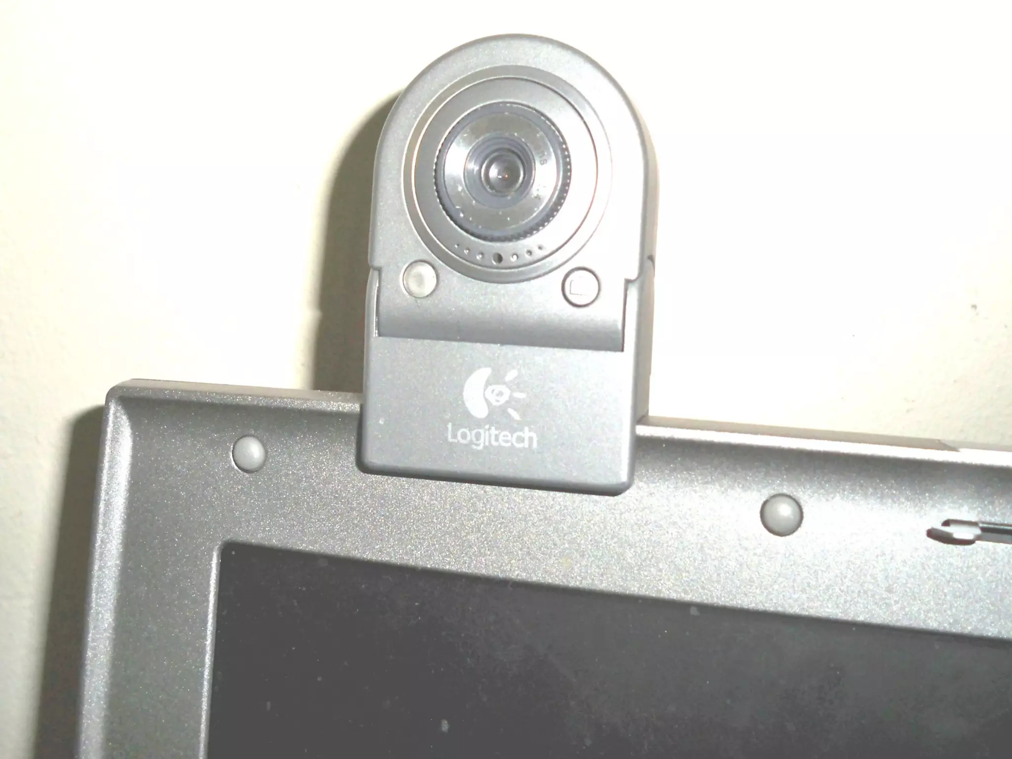 O level Computer Studies Topic Two: Computer Hardware
© Jinja College Computer Studies Department, 2011
 