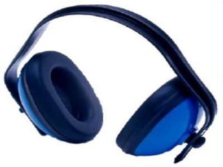 Proteção AuditivaProteção Auditiva
Protetor auricular:
Para nível de ruído é prejudicial (acima
de 85 dB) e em situações de longa
exposição ao ruído.
Abafador:
É altamente eficaz para reduzir o ruído
excessivo e seus efeitos em ambientes
abertos ou fechados.
 