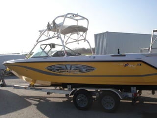 Super Air Nautique 210 Yellow