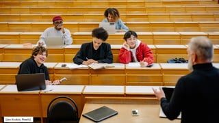 Teaching in a Hybrid Virtual Classroom | PDF