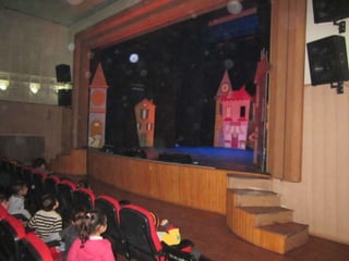 2/A SINIFI TİYATRODA