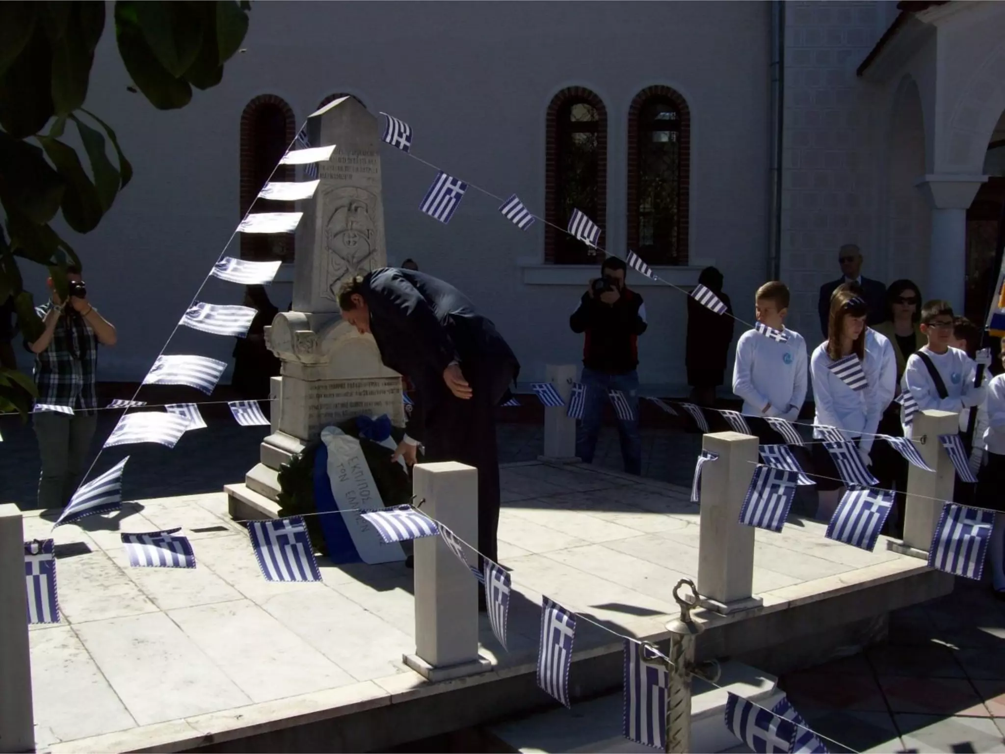 Κατάθεση στεφάνων 25ης Μαρτίου Αριδαια 25-3-14