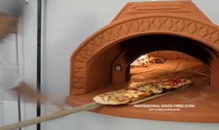 52 53
professional wood fired oven
forni a legna professionali
 
