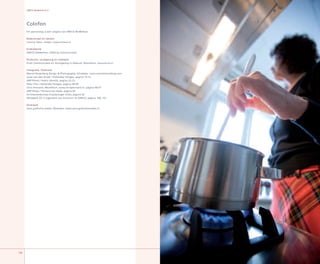 Dit jaarverslag is een uitgave van ENECO NetBeheer.
Bladconcept en teksten
Limona Tekst, Leiden, www.limona.nl
Eindredactie
ENECO NetBeheer, afdeling Communicatie
Productie, vormgeving en realisatie
Kruit Communicatie en Vormgeving in Gebruik, Montfoort, www.kruit.nl
Fotografie, illustratie
Marcel Rozenberg Design  Photography, Schiedam, www.marcelrozenberg.com
Joost van den Broek / Hollandse Hoogte, pagina 14-15
ANP Photo / Robin Utrecht, pagina 22-23
Peter Hilz / Hollandse Hoogte, pagina 38-39
Chris Pennarts, Montfoort, www.chrispennarts.nl, pagina 46-47
ANP Photo / Richard van Hoek, pagina 63
Architectenbureau Kraaijvanger Urbis, pagina 62
Windpark Q7 is eigendom van Econcern en ENECO, pagina 100, 101
Drukwerk
Senz grafische media, Woerden, www.senz-grafischemedia.nl
134
ENECO NetBeheer B.V.
Colofon
 