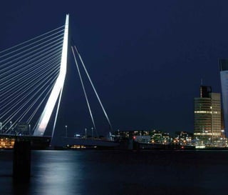 Jaarverslag2007
10 11
5x professionele groei
 