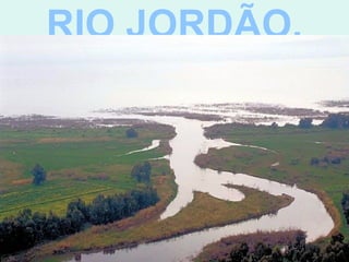 (1635 - 1491 a.C.) - da morte de José ao Êxodo.
Permaneceram por 430 anos no Egito (12.40).
1.5 Eram 70 os descendentes de Jacó.
1.6 Morrem Jose e seus irmaos.
1.10 Agora são mais de dois milhões (em aprox. 370 anos),
um número assustador para os egípcios
1.12,13 Temendo uma virada na balança do poder o Faraó
decide escravizá-los.
1.22; 2.3; 2.10 Por meio de uma série de acontecimentos
notáveis, um menino hebreu, chamado Moisés, veio a ser
príncipe no palácio do Faraó, mais tarde um exilado em
terras desérticas e finalmente o líder do povo hebreu.
1.17 Não praticaram o aborto por temerem a Deus.
17
 