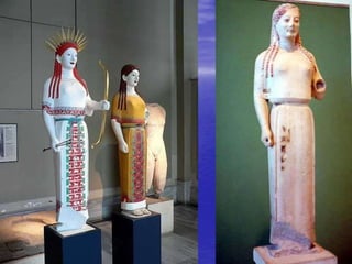 "La Kore del Peplo“,
obra maestra del
escultor al que se
atribuye el jinete
Rampín. Sus formas
son más suaves y
naturales en ojos y
boca, y el movimiento
del brazo izquierdo
mitiga la frontalidad.
 