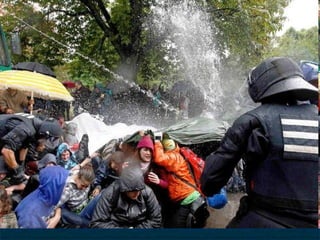 Das  Grundgesetz für die Bundesrepublik Deutschland  enthält in Art. 2 Abs. 2 S. 1 1. Alt. das  Grundrecht  des  Rechts auf Leben : „ Jeder Mensch hat das  Recht auf Leben  und körperliche Unversehrtheit. Die Freiheit der Person ist unverletzlich. In diese Rechte darf nur aufgrund eines Gesetzes eingegriffen werden.“ 