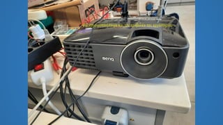 Θα χρησιμοποιήσουμεκαι τον προβολέα του εργαστηρίου …
 