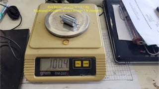 Ενα βαράκι με μάζα m = 0,1 Kg ,
δημιουργεί πρόσθετη δύναμη B=mg= 1 Ν (Newton) …
 