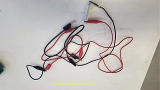 … καλώδια και μια αντίσταση 10 Ω …
 