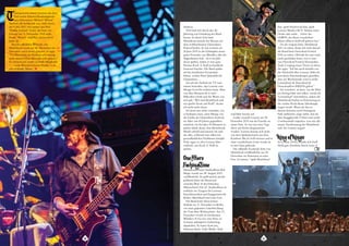 T
raurigerweise musste Lemmy mit dem
Tod zweier früherer Bandmitglieder
zurechtkommen. Michael ‘Würzel’
Burston, der herzkrank war, starb zuerst,
am 9. Juli 2011. Der andere war Phil
‘Philthy Animal’ Taylor, der kurz vor
Lemmy am 11. November 2015 starb.
Beide, ‘Wurzel’ und Phil, waren erst 61
Jahre alt.
Auf der offiziellen Webseite von
Motörhead wurde am 28. November ein
Statement von Lemmy gepostet, er sagte:
“Ich fühle mich im Moment sehr traurig…
einer meiner besten Freunde starb gestern.”
Er erinnert sich weiter an beide Mitglieder:
“… zuerst Würzel und jetzt Philthy, es ist
eine Schande, Mann.”
80
AleksandarKamasi/Shutterstock.com
81
© epa european pressphoto agency b.v. / Alamy Stock Photo
Anthrax.
2015 hob sich durch den 40.
Jahrestag seit Gründung der Band
heraus. In dieser Zeit hatte
Motörhead niemals die Massen auf
dem weltberühmten Glastonbury
Festival beehrt. So trat Lemmy am
26.Juni 2015 in die Fußstapfen seines
guten Freundes von Metallica (der die
Augenbrauen hob, als er im Jahr
davor spielte), indem er eine gute
Portion Rock ‘n’ Roll ins ländliche
Somerset brachte. Die Band spielte
auf der berühmten Pyramiden-
bühne, welche Ehre! Jedenfalls für
Glastonbury….
Ich sah den Auftritt im TV und
musste bemerkte, dass Lemmy eine
Menge Gewicht verloren hatte. Aber
von dem Moment als er zum
Mikrofon schritt und die Worte von
sich gab: “Wir sind Motörhead und
wir spielen Rock and Roll!” dachte
ich nicht mehr daran.
Ich kann mir nicht vorstellen, was
es bedeuten muss, einer Menge von
der Größe des Glastonbury Festivals
im Alter von 69 Jahren gegenüber-
zustehen, ein Set über 50 Minuten zu
spielen (denk daran, dass Motörheads
Musik schnell und intensiv ist) und
das alles, während man selbst mit
gesundheitlichen Problemen kämpft.
Viele sagen es, aber Lemmy lebte
wirklich, um Rock ‘n’ Roll zu
spielen.
One More
Fucking Time
Motörheads letztes Studioalbum Bad
Magic wurde am 28. August 2015
veröffentlicht. Es griff zurück auf die
goldenen Jahre der Band und
erreichte Platz 10 der britischen
Albumcharts! Das 22. Studioalbum ist
wirklich ein Zeugnis für Lemmys
Entschlossenheit und Engagement für
Beides: Motörhead und seine Fans.
Die Band hatte ihren letzten
Auftritt am 11. Dezember in Berlin
vor einer geplanten Unterbrechung
der Tour über Weihnachten. Am 13.
Dezember wurde im berühmten
Whiskey-A-Go-Go eine Party zu
Lemmys siebzigstem Geburtstag
abgehalten. Es traten Scott Ian,
Sebastian Bach, Zakk Wylde, Slash
und Matt Sorum auf.
Leider verstarb Lemmy am 28.
Dezember 2015 mit der Familie an
seiner Seite. Er war erst zwei Tage
davor mit Krebs diagnostiziert
worden. Lemmy konnte sich nicht
von dem Spielautomaten aus dem
Rainbow Bar & Grill trennen und in
einer wunderbaren Geste wurde sie
in sein Haus gebracht.
Die offizielle Facebook-Seite von
Motörhead veröffentlichte am 29.
Dezember ein Statement an seine
Fans. Es lautete: “spielt Motörhead
laut, spielt Hawkwind laut, spielt
Lemmy Musik LAUT. Nehmt einen
Drink oder mehr… Feiert das
LEBEN, das dieser wunderbare
Mann selbst so kraftvoll gefeiert hat.”
Da ich verpasst hatte, Motörhead
2011 zu sehen, freute ich mich darauf,
die Band beim Download Festival
2016 zu sehen. Obwohl das nun nicht
mehr geschehen kann, war es nett,
von Download Festival-Veranstalter,
Andy Cooping einen Tweet zu sehen,
der sagte: “Ich bin noch betäubt von
der Nachricht über Lemmy. Habe bis
jetzt keine Entscheidungen getroffen,
aber am Wochenende wird es mehr
Lemmyload als Download @
DownloadFest #dll2016 geben.”
Sei versichert, an dem, was ihr Platz
am Freitag hätte sein sollen, werde ich
‘Lemmyload’ unterstützen, indem ich
Motörheads Farben in Erinnerung an
die coolste Rock-Ikone (überhaupt)
tragen werde. Wenn du also in
diesem Sommer nach Donington
Park aufbrichst, sorge dafür, dass du
dein Snaggletooth T-Shirt und weiße
Cowboystiefel einpackst. Lass uns alle
unsere Anerkennung für Motörhead
und für Lemmy zeigen!
King of Kings
In Lemmy (2010) bezieht sich Duff
McKagan (berühmt durch Guns ‘n’
AleksandarKamasi/Shutterstock.com
DFPPhotographic/Shutterstock.com(2)
 