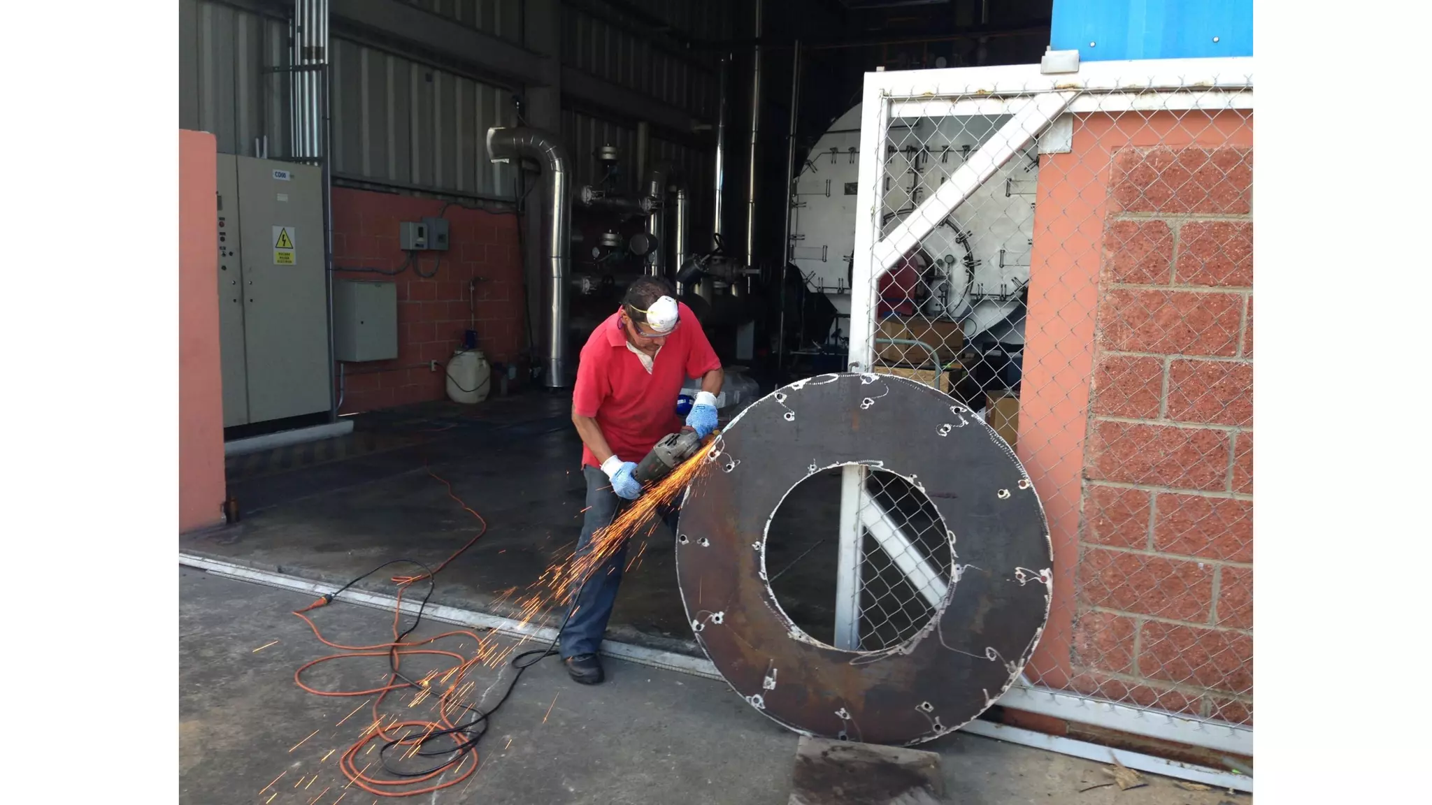 Quemado ST Johnson Instalacion 1000 HP CB High Pressure Boiler Retrofit Petenatti