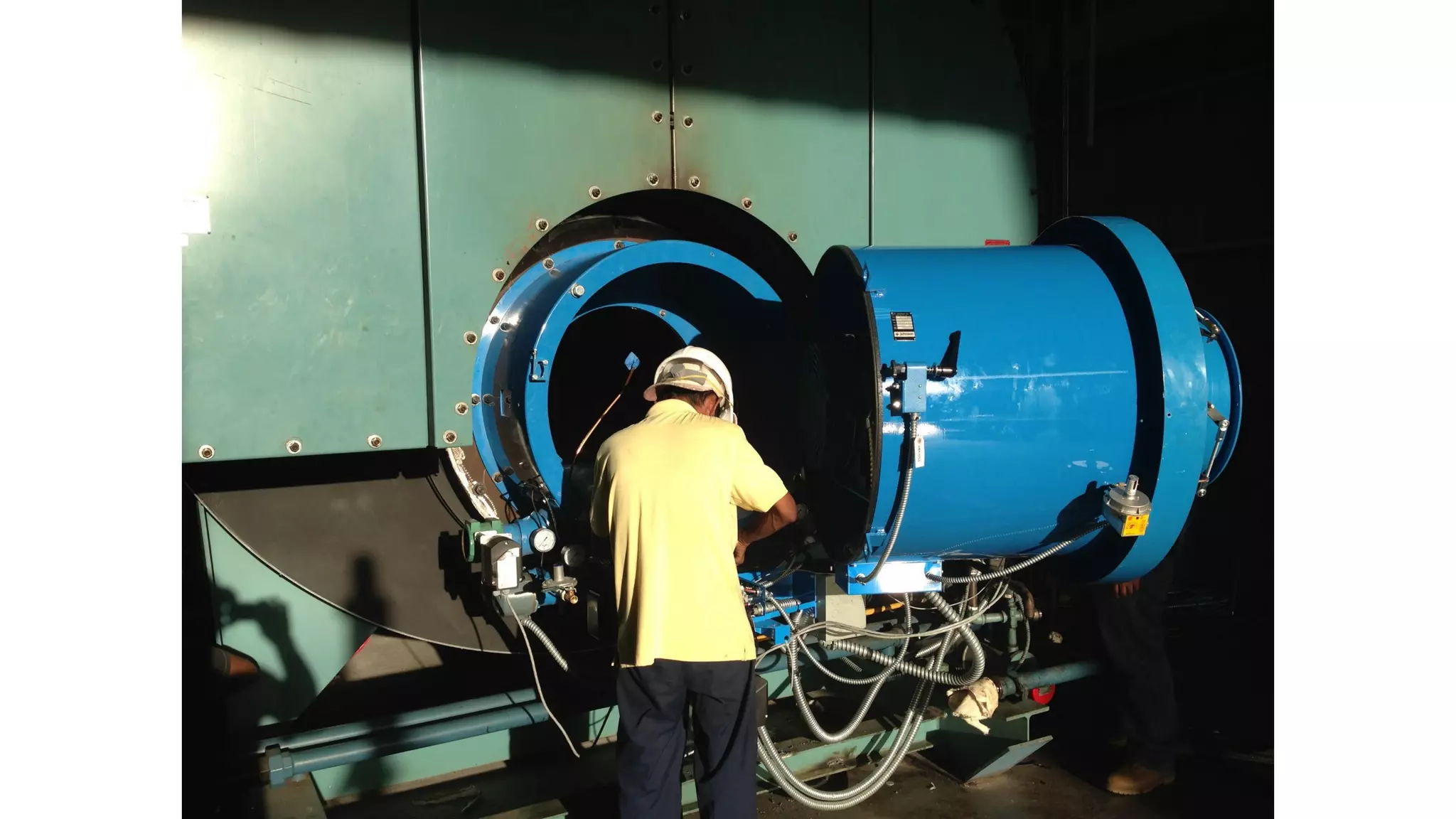 Quemado ST Johnson Instalacion 1000 HP CB High Pressure Boiler Retrofit Petenatti