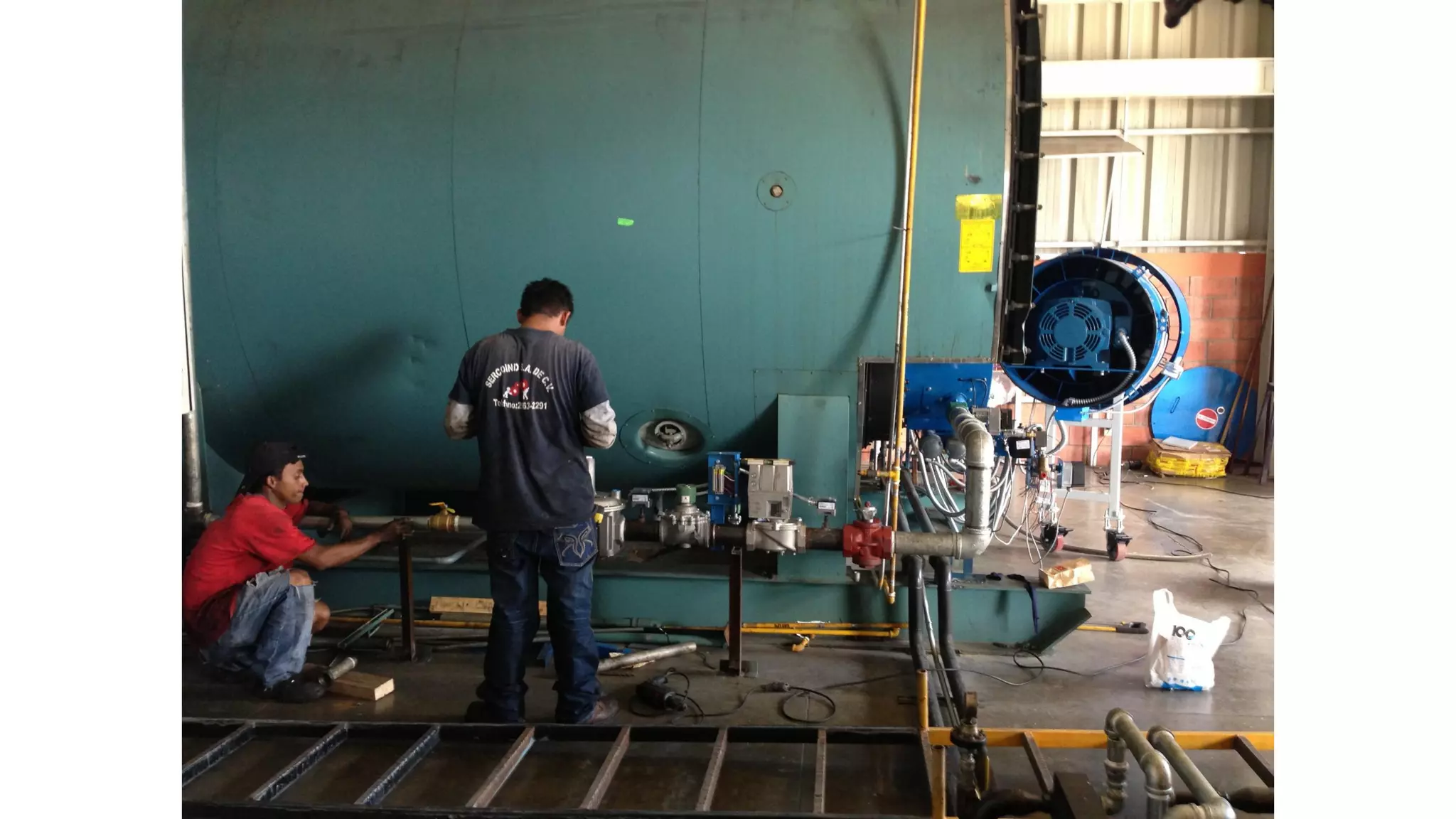 Quemado ST Johnson Instalacion 1000 HP CB High Pressure Boiler Retrofit Petenatti