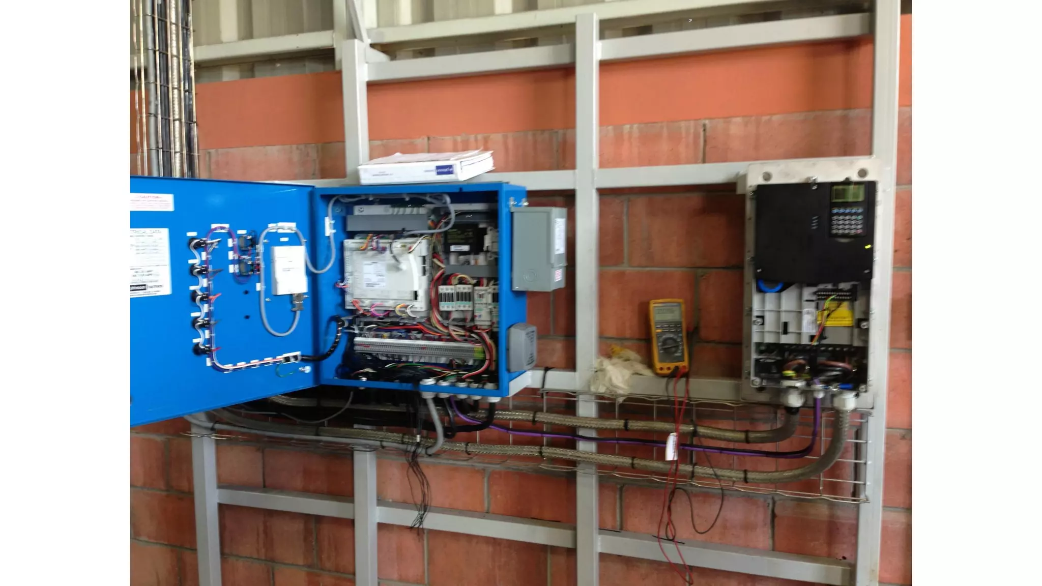 Quemado ST Johnson Instalacion 1000 HP CB High Pressure Boiler Retrofit Petenatti