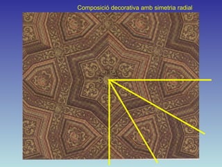 Composició decorativa amb simetria radial 