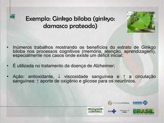 Zhang San Feng, 張三豊 (1247-?), lendário monge taoista chinês, que muitos
acreditam ter conquistado a imortalidade, enquanto estava meditando, ele viu
uma serpente sair do buraco; nesse momento, um pássaro desceu da árvore
para enfrentá-la. Após a luta, o pássaro voou de volta para a árvore e a
serpente rastejou de volta para o buraco.
No dia seguinte, a mesma cena se repetiu.
Foi a partir da observação desse fato, que Zhang San Feng criou o Taijiquan, 太
極拳.
孔德, 2011
Tai Chi Chuan - Histórico
 