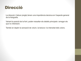 LOOP
Molt semblant a la beauty
Subjecte en posició frontal a la càmera.
Font de llum no és just davant del subjecte, sinó lleugerament cap a un costat.
L'objectiu és aconseguir un enfosquit l'oval facial.
 