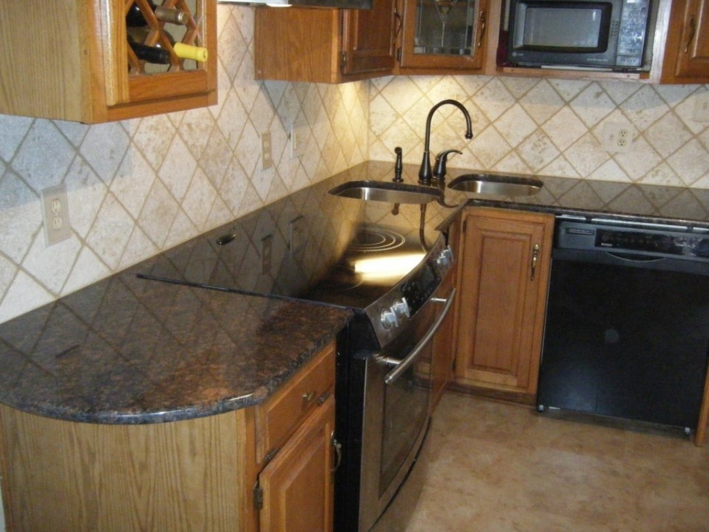 6x6 Tile Backsplash Design