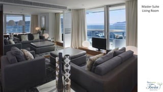 Master Suite
Living Room
 