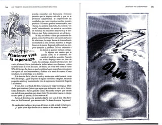 244 LOS 7 HÁBITOS DE LOS ADOLES CENTES ALTAMENTE EFECTIVOS
puedas consultar con frecuencia. Entonces
permite que te inspire cada día, y que no te
produzca culpabilidad. Te sorprenderán los
resultados que unos cuantos cambios pueden
producir. De modo gradual aumentará tu con-
fianza, te sentirás más feliz, te pondrás "en
onda" naturahnente, tus metas se convertirán
en realidad, tus relaciones mejorarán y te sen-
tirás en paz. Todo comienza con un solo paso.
Si hay un hábito o idea que realmente lo-
graste, como Ser Proactivo o la cuenta de banco
de relaciones, la mejor forma de intemalizarlo
es enseñarlo a otra persona mientras lo tengas
fresco en la mente. Repásalo utilizando tus pro-
pios ejemplos y palabras. Tal vez estimules a
·~~~~~f~~ff:¿~ los demás y quieran trabajar contigo.
< Si alguna vez sientes que te
/tfantener vi"3 quedas corto, no te de~~nimes. Re-
l
cuerda el vuelo de un av10n. Cuando
a esperant.3 un avión despega tiene un plan de
vuelo. Sin embargo, durante el transcurso del
vuelo, el viento, lluvia, turbulencia, tráfico aéreo, error humano y otros
factores sacan al avión de curso. De hecho, un avión está fuera de curso
90% del tiempo. La clave es que los pilotos hacen pequeñas correcciones
con ayuda de sus instrumentos y hablan a la torre de controL Como
resultado, un avión llega a su destino.
Si te desvías de tú. plan de vuelo y sientes que estás fuera de curso
90% del tiempo... ¿qué importa? Si sigues volviendo a tu plan, haciendo
pequeños ajustes y manteniendo viva la esperanza, finalmente llegarás
a tu destino.
Ybien, éste es el final del libro. Gracias por viajar conmigo, y felici-
dades por terminar. Quiero que sepas que reahnente creo en tu futuro.
Estás destinado a hacer grandes cosas. Recuerda siempre que naciste
con todo lo que necesitas para tener éxito. No necesitas buscar en ningu-
na otra parte. ¡El poder y la luz están en ti!
Antes de terminar, me gustaría dejarte con una de mis citas favo-
ritas, de Bob Moawad, que resume todo. Te deseo lo mejor. ¡Sayonara!
No puedes dejar huellas en las arenas del tiempo si estás sentado en tu trasero.
¿Y quién quiere dejar huellas de su trasero en las arenas del tiempo?
¡MANTENER VIVA LA ESPERANZA! 245
 