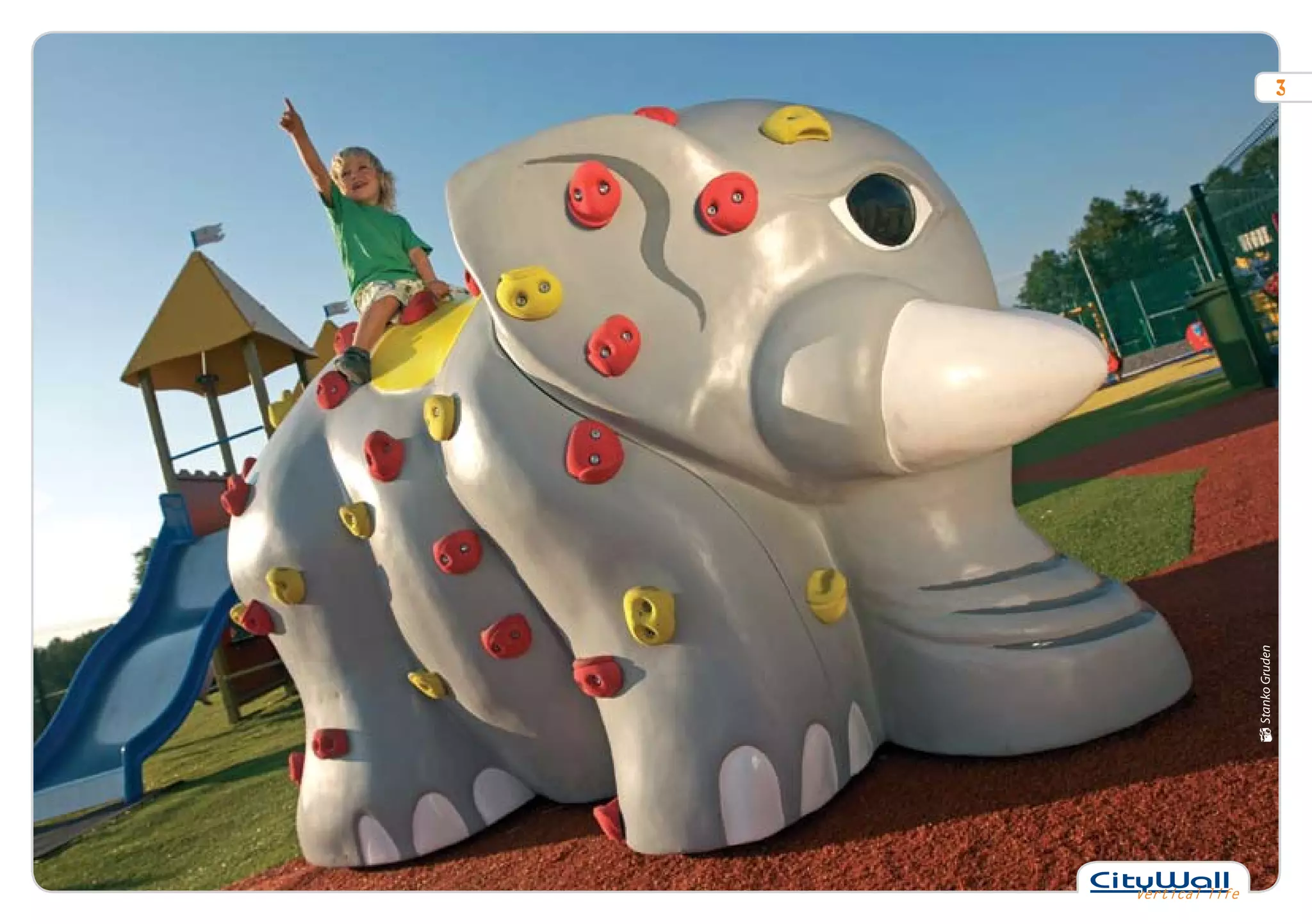 01_CW catalogue playing facilities_ EN PPT