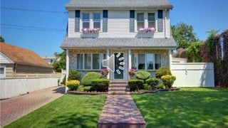 90 San Juan Ave,Albertson,NY 11507 | Exclusive Properties | First Flag Realty 