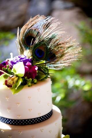 (9) Wedding Cake