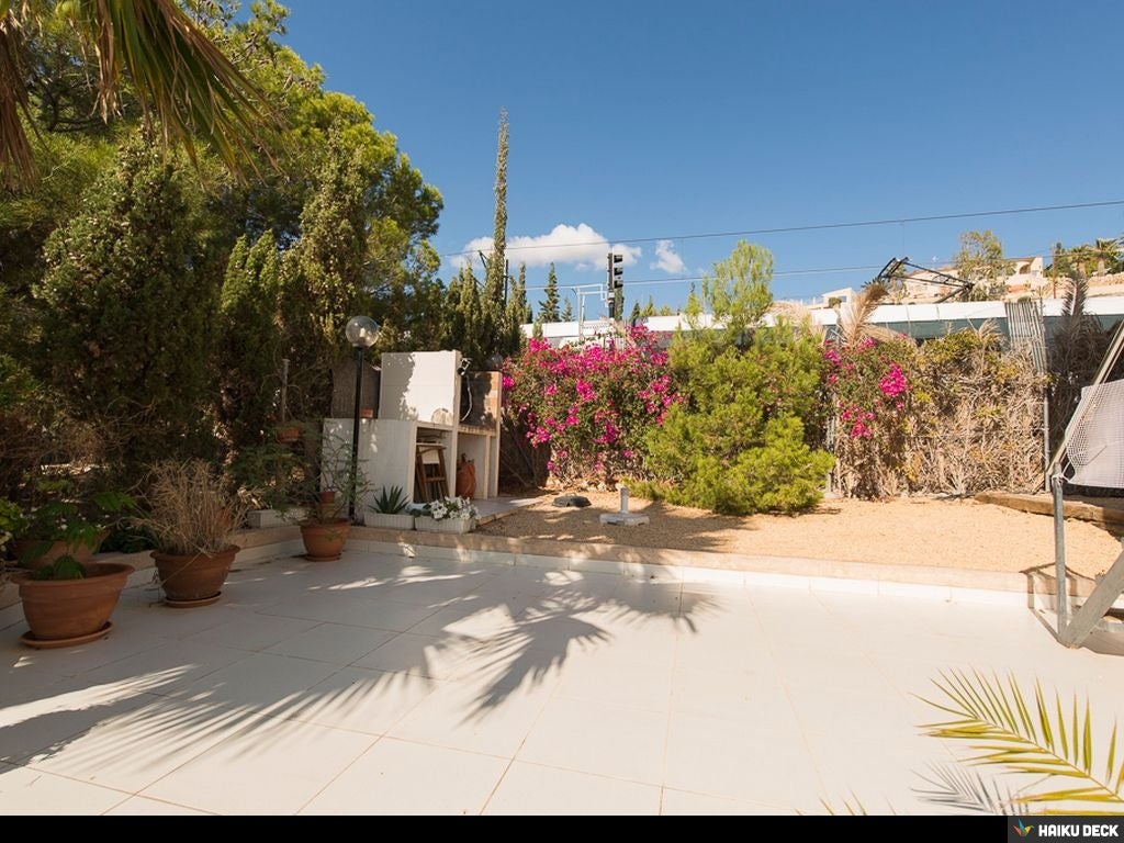 Modern 4 bedroom Villa for Sale Coveta Fuma Costa Blanca
