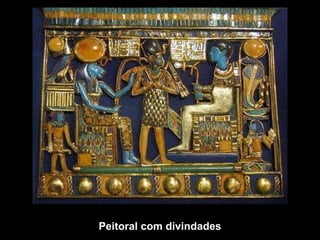 Peitoral com divindades
 