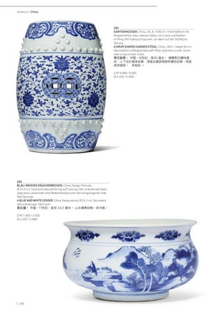 | 168
Asiatica | China
393
BLAU-WEISSES RÄUCHERBECKEN. China, Kangxi-Periode,
Ø 24,3 cm. Gedrückt balusterförmig auf Fussring. Der umlaufende Dekor
zeigt eine Landschaft, eine Wolkenbordüre ziert den eingezogenen Hals.
Alte Sprünge.
A BLUE AND WHITE CENSER. China, Kangxi period, Ø 24.3 cm. Decorated
with a landscape. Old cracks.
青花爐。 中國，17世紀，直徑 24.3 厘米。 山水通景紋飾。老冲綫。
CHF 1 500 / 2 500
(€ 1 550 / 2 580)
392
GARTENHOCKER. China, 18. Jh. H 90 cm. Trommelform mit
Noppenreihen, blau-weisser Dekor von Lotos und Ranken
im Ming-Stil. Gebrauchsspuren, vor allem auf der Sitzfläche.
Sprung.
A DRUM SHAPED GARDEN STOOL. China, 18th c. Height 90 cm.
Decorated in underglaze blue with Ming-style lotus scrolls. Some
wear at top of seat. Crack.
青花鼓凳。 中國，18世紀，高90 厘米。 通體青花纏枝蓮
紋，上下汝釘連串紋飾，頂端及腹部兩側有鏤空紋飾，局部
使用痕跡。 有裂紋 。
CHF 6 000 / 9 000
(€ 6 190 / 9 280)
 