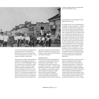 Uczniowie na podwórku szkoły, w tle sąsiednia willa
                                                                      ...