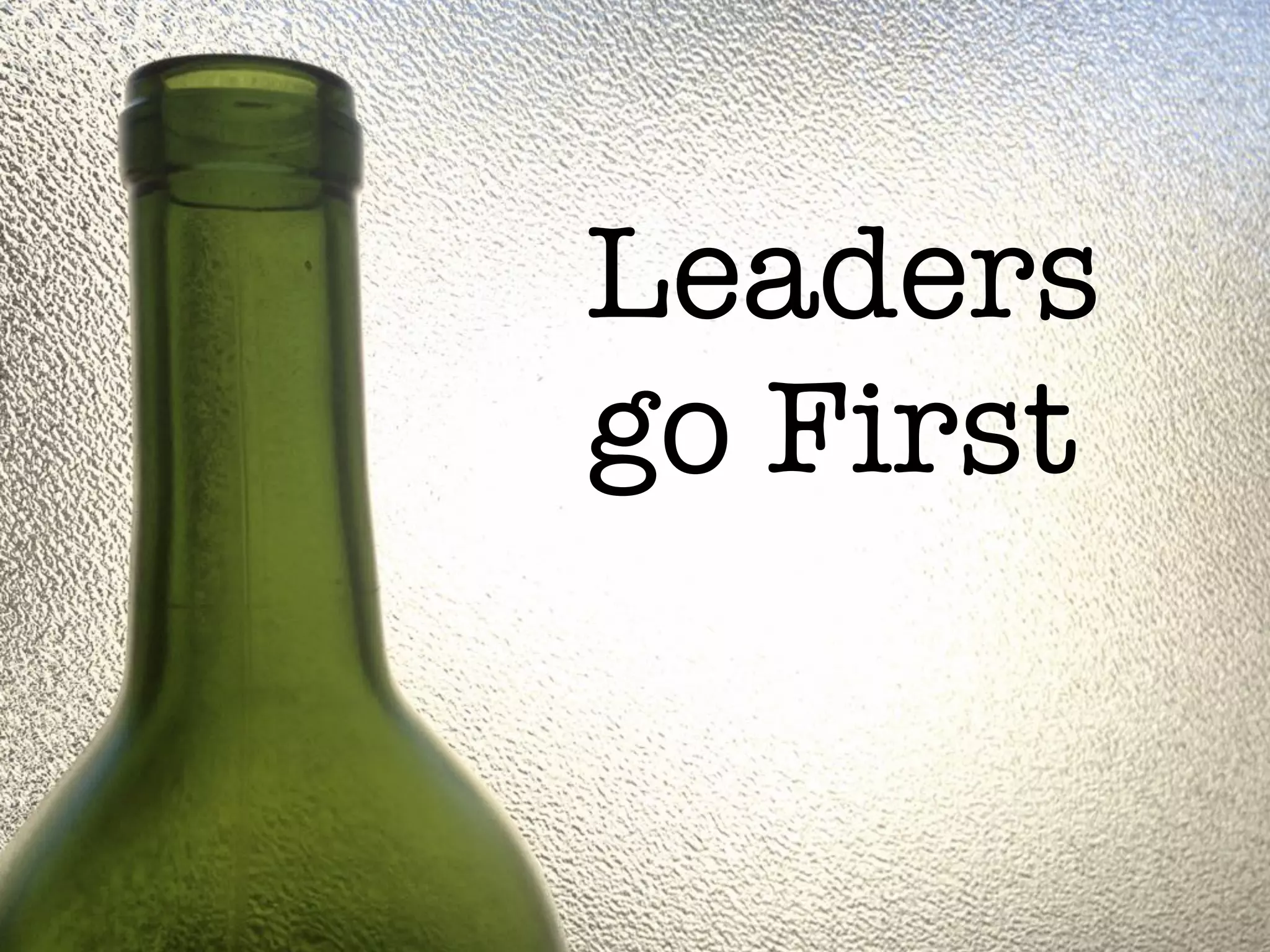 Performance 
Compensation
1 10
FEARFEAR
Centralized Distributed
 