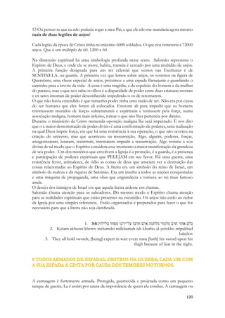 que dure essa família, e enquanto restar alguém que alimente a chama do sacrifício. Assim o lar toma posse da terra; essa parte da terra torna-se sua, é sua propriedade. A casa situava-se sempre no recinto sagrado. Entre os gregos, dividia-se em duas partes o quadrado formado pela cerca: a primeira parte era o pátio; a casa 
ocupava a segunda parte. O altar, colocado mais ou menos no centro da área total, encontrava-se assim no fundo do pátio, e perto da entrada da casa. Em Roma a disposição era diferente, mas o princípio era o mesmo. O altar ficava colocado no meio do recinto, mas as paredes elevavam-se ao seu redor pelos quatro lados, de maneira a fechá-lo no meio de um pequeno pátio. Vê-se claramente o pensamento que inspirou esse sistema de Construção: as paredes levantam-se ao redor do altar, para isolá-lo e protegê-lo; e podemos afirmar, como diziam os gregos, que a religião ensinou a construir casas. Como o caráter de propriedade privada está manifesto em tudo isso! Os mortos são deuses que pertencem apenas a uma família, e que apenas ela tem o direito de invocar. Esses mortos tomaram posse do solo, vivem sob esse pequeno outeiro, e ninguém, que não pertença à família, pode pensar em unir-se a eles. Ninguém, aliás, tem o direito de privá-los da terra que ocupam; um túmulo, entre os antigos, jamais pode ser mudado ou destruído; as leis mais severas o proíbem. Eis, portanto, uma parte da terra que, em nome da religião, torna-se objeto de propriedade perpétua para cada família. A família apropriou-se da terra enterrando nela os mortos, e ali se fixa para sempre. O membro mais novo dessa família pode dizer legitimamente: Esta terra é minha. — E ela lhe pertence de tal modo, que lhe é inseparável, não tendo nem mesmo o direito de desfazer-se dela. O solo onde repousam seus mortos é inalienável e imprescritível. A lei romana exige que, se uma família vende o campo onde está o túmulo, continua no entanto proprietária desse túmulo, e conserva eternamente o direito de atravessar o campo para nele cumprir as cerimônias do culto Era antigo costume enterrar os mortos, não em cemitérios, ou à beira das estradas, mas no campo de cada família. Esse costume dos tempos antigos é confirmado por uma lei de Sólon, e por diversas passagens de Plutarco. Lemos em um discurso de Demóstenes que, ainda em seu tempo, cada família enterrava seus mortos no próprio campo, e que quando se comprava uma propriedade na Ática, nela encontravam a sepultura dos antigos proprietários . Quanto à Itália, esse mesmo costume nos é atestado por uma lei das Doze Tábuas, pelos textos de dois jurisconsultos, e por esta frase de Siculo Flaco: “Antigamente havia duas maneiras de colocar os túmulos: uns punhamnos no limite dos campos, outros no meio.” 
É bastante evidente que a propriedade privada era uma instituição da qual a religião doméstica não se podia eximir. Essa religião prescrevia que se isolasse o domicílio e a sepultura: a vida em comum, portanto, tornava-se impossível. A mesma religião ordenava que o altar fosse fixado ao solo, e que a sepultura não fosse nem mudada, nem destruída. Suprimi a propriedade, e o altar ficará errante, as famílias confundir-se-ão, os mortos ficarão abandonados e sem culto. Por causa do altar irremovível e da sepultura permanente, a família tomou posse do solo; a terra, de certo modo, foi imbuída e penetrada pela religião do lar e dos antepassados Abarquemos com o olhar o caminho percorrido pelos homens. Na origem, a família vive isolada, e o homem não conhece senão deuses domésticos, theòi patrõi, dii gentiles. Acima da família forma-se a fratria, com seu deus, theòs 
phrátrios, Juno curialis. Em seguida vem a tribo, e o deus da tribo theòs phylios. Chega-se, enfim, à cidade, e imagina-se um deus que abraça toda a cidade, theòs polièus, penates publici. Hierarquia de crenças, hierarquia de associações. A idéia religiosa foi, entre os antigos, o sopro inspirador e organizador da sociedade. As tradições dos hindus, dos gregos, dos etruscos, contavam que os deuses haviam revelado aos homens as leis sociais. Sob essa forma legendária há uma verdade. As leis sociais foram obra dos deuses; mas esses deuses, tão poderosos e tão benfajezos, não eram nada mais que as crenças dos homens.  