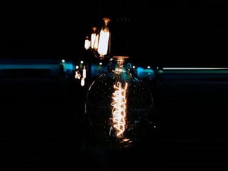 What are the symptoms of PTSD?
 