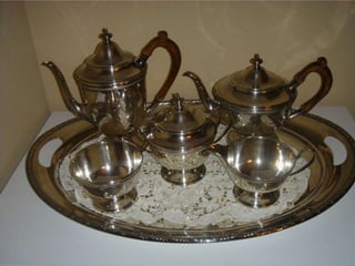 VAMOS RESUMIR AS CAUSAS:Projeção da Loja – 35%Algoritmos ineficientesLongos ciclos de projeçãoPedidos da Loja – 13%Pedido atrasado / nenhum pedidoIntervalos de reabastecimento inadequados Estoque da Loja – 25%Espaço de prateleira insuficiente ou inadequadoFrequência de abastecimento das gôndolasDepósito congestionadoDepósito – 10%Más políticas de organizaçãoProblemas de precisão de dadosErros de Administração  – 14%Decisões sobre preço / promoções de última horaInformações sobre produtos imprecisas ou obsoletas Disponibilidade do Fabricante  – 4%Embalagem, materia prima ou alocação de ingrediente Problemas de capacidade39© 2007 Thomas W. Gruen