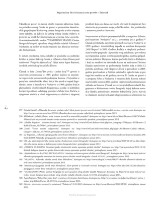 8 2
Regionalna škola tranzicione pravde - Zbornik
Fond za humanitarno pravo
Ukratko se govori i o samoj izložbi i njenim akterima. Ipak,
na početku samog članka se govori o protestima desničar-
skih grupa ispred Kulturnog centra Beograda u toku trajanja
same izložbe, ali kako je iz samog teksta članka vidljivo, ti
protesti su prošli bez incidenata pa se nema čime opravda-
ti senzacionalistički naslov “VANREDNO STANJE: Centar
Beograda bio pod opsadom zbog izložbe mladih Albanaca”.
Međutim, taj naslov se može objasniti kao klasičan novinar-
ski diletantizam.
U nekim medijima, tema izložbe je poslužila za političke
kritike, a primer takvog članka je i članak u listu Danas pod
naslovom “Pet priča i jedan kraj” čiji je autor Agon Bajrami,
urednik prištinskog lista Koha Ditore.
Članak u listu Danas“Pet priča i jedan kraj”308
govori o
ustavnim promenama iz 1989. godine kojima su umanje-
ne ingerencije autonomnih pokrajina Kosova i Vojvodine a
pojačana centralistička vlast, što je bio uvod u raspad Jugo-
slavije, zatim o masakru u Podujevu iz 1999. godine koji je
glavna tema izložbe mladih Bogujevaca, a onda i o političkoj
karijeri i prošlosti sadašnjeg premijera Srbije Ivice Dačića, o
njegovom učešću u vlasti odgovornoj za zločine i njegovoj
prošlosti koju on danas ne može izbrisati ili ulepšavati bez
obzira što je promenio svoje političko ruho - što predstavlja
i autorovu poruku čitaocima.
Interesantan je članak posvećen izložbi u magazinu Libreto,
pod nazivom “Podujevo” od 21. decembra 2013. godine.309
Članak predstavlja uporedni pregled zločina u Podujevu iz
1999. godine i terorističkog napada na autobus kompanije
„Niš Ekspres“ iz 2001. Godine, kada je u eksploziji podmet-
nute bombe poginulo 12 putnika ovog autobusa a povređena
su 43 putnika. Zatim se vrši uporedni prikaz suđenja pripad-
nicima jedinice Škorpioni koji su počinili zločin u Podujevu
i koji su osuđeni na zatvorske kazne sa suđenjem Florimu
Ejupiju optuženom za podmetanje bombe koja je ubila 12
putnika autobusa „Niš Ekspresa“, i koji je presudom iz 2009.
godine pred sudom u Prištini oslobođen optužbi iako je pre
toga bio osuđen na 40 godina zatvora. U članku se govori i
o progonu Srba u Podujevu i ostalom delu Kosova tokom
martovskih nemira 2004. godine i njihovom kontinuiranom
odlasku sa Kosova. Članak se završava izložbom mladih Bo-
gujevaca u Kulturnom centru Beograda kojoj, kako se navo-
di u članku, prisustvuje i premijer Srbije Ivica Dačić. Kao da
se člankom nastoji prikazati disproporcija u učinjenom na
297 Nataša Kandić, „Albanska deca nam pružaju ruku”, tekst prenet prenet na web stranici Elektronskih novina, e-novine.com, dostupno na:
http://www.e-novine.com/stav/95910-Albanska-deca-nam-pruaju-ruku.html, pristupljeno: januar 2013.
298 M.Radović, „Mladi Albanci svoje traume pretočili u umetnički projekat“, dostupno na: http://www.blic.rs/Vesti/Drustvo/428673/Mladi-
Albanci-koji-su-preziveli-masakr-svoje-traume-pretocili-u- umetnicki-projekat, pristupljeno: januar 2013.
299 „Izložba Bogujevci - vizuelna istorija rata“, dostupno na: http://www.b92.net/kultura/vesti.php?nav_category=270&yyyy=2013&mm=12
&dd=17&nav_id=790041, pristupljeno: januar 2013.
300 „Dačić: Važno osuditi odgovorne“, dostupno na: http://www.b92.net/info/vesti/index.php?yyyy=2013&mm=12&dd=18&nav_
category=12&nav_id=790726, pristupljeno: januar 2013.
301 Lj. Begenišić, „Albanska propaganda usred Knez Mihajlove“, dostupno na: http://www.novosti.rs/vesti/naslovna/drustvo/aktuelno.290.
html:468398-Albanska-propaganda-usred-Knez-Mihailove, pristupljeno: januar 2013.
302 I.M, „Za slike ubijenih Srba nema mesta u Kulturnom centru Beograda“, dostupno na: http://www.pravda.rs/2013/12/19/za-slike-ubije-
nih-srba-nema-mesta-u-kulturnom-centru-beograda-foto/, pristupljeno: januar 2013.
303 „FEJSBUK HULIGANI: Desničari preko društvenih mreža spremaju prekid izložbe“, dostupno na: http://www.pravda.rs/2013/12/18/
fejsbuk-huligani-desnicari-preko-drustvenih-mreza-spremaju-prekid-izlozbe/, pristupljeno: januar 2013.
304 „Skandalozno: ALBANSKA PROPAGANDA: Umetnice sa Kosova prave izložbu usred Beograda“, dostupno na: http://www.kurir-info.rs/
albanska-propaganda-umetnice-sa-kosova-prave-izlozbu-usred-beograda- clanak-1134341, pristupljeno: januar 2013.
305 “SKANDAL: Albanska izložba usred Knez Mihailove“, dostupno na: http://www.telegraf.rs/vesti/900297-skandal-albanska-izlozba-us-
red-knez-mihailove, pristupljeno: januar 2013.
306 “Albanska propaganda usred Knez Mihailove“, tekst prenet iz Večernjih novosti, dostupno na: http://srbin.info/2013/12/14/albanska-
propaganda-usred-knez-mihailove/, pristupljeno: januar 2013.
307 ”VANREDNO STANJE: Centar Beograda bio pod opsadom zbog izložbe mladih Albanaca“, dostupno na: http://www.kurir-info.rs/van-
redno-stanje-beograd-pun-policije-zbog-izlozbe-mladih-albanki-clanak-1141755, pristupljeno: januar 2013.
308 Agon Bajrami, “Pet priča i jedan kraj”, zvanična web stranica lista Danas, dostupno na: http://www.danas.rs/dodaci/nedelja/pet_prica_i_
jedan_kraj.26.html?news_id=273724, pristupljeno: januar 2013.
309 Libreto– otvoreno o svemu (i o ostalome), “Podujevo”, 21.12.2013, dostupno na: http://www.libreto.rs/2013/12/21/, pristupljeno: januar
2013.
 