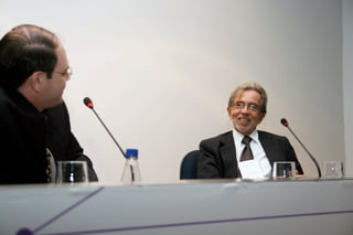 Acorn-Redecom 2010 Photo Archive Keynote Speaker Mario Ripper | PPT