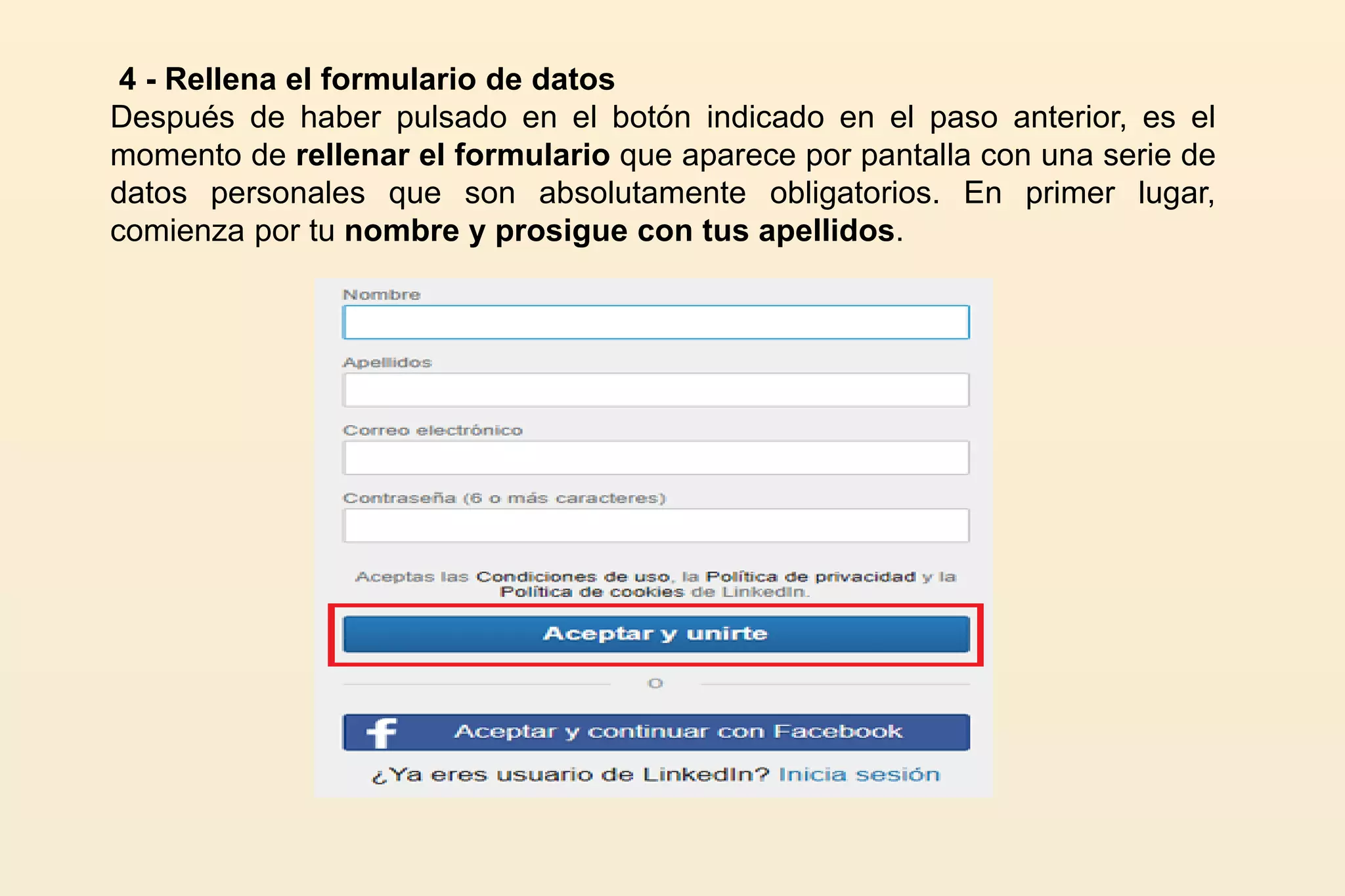 4 - Rellena el formulario de datos
Después de haber pulsado en el botón indicado en el paso anterior, es el
momento de rellenar el formulario que aparece por pantalla con una serie de
datos personales que son absolutamente obligatorios. En primer lugar,
comienza por tu nombre y prosigue con tus apellidos.
 
