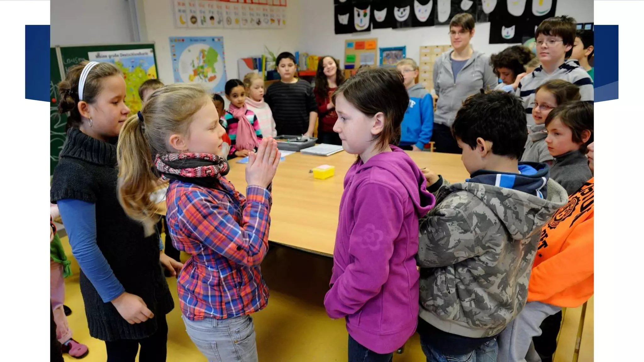 Characteristics of Activity Curriculum
 Children’s Interest Determines the Educational Programme.
 The Activity Curriculum Is Not Planned In Advance.
 Activities Are Planned Co-Operatively By Students And Teacher.
 Problem Solving Is The Dominant Method Of Activity Curriculum.
 Practice And Individual Assistance Are Provided As Needed.
 