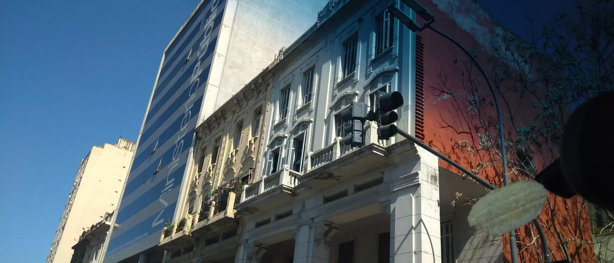 HMCM ARQUITECTURA - DIBUJOS ESPACIALES