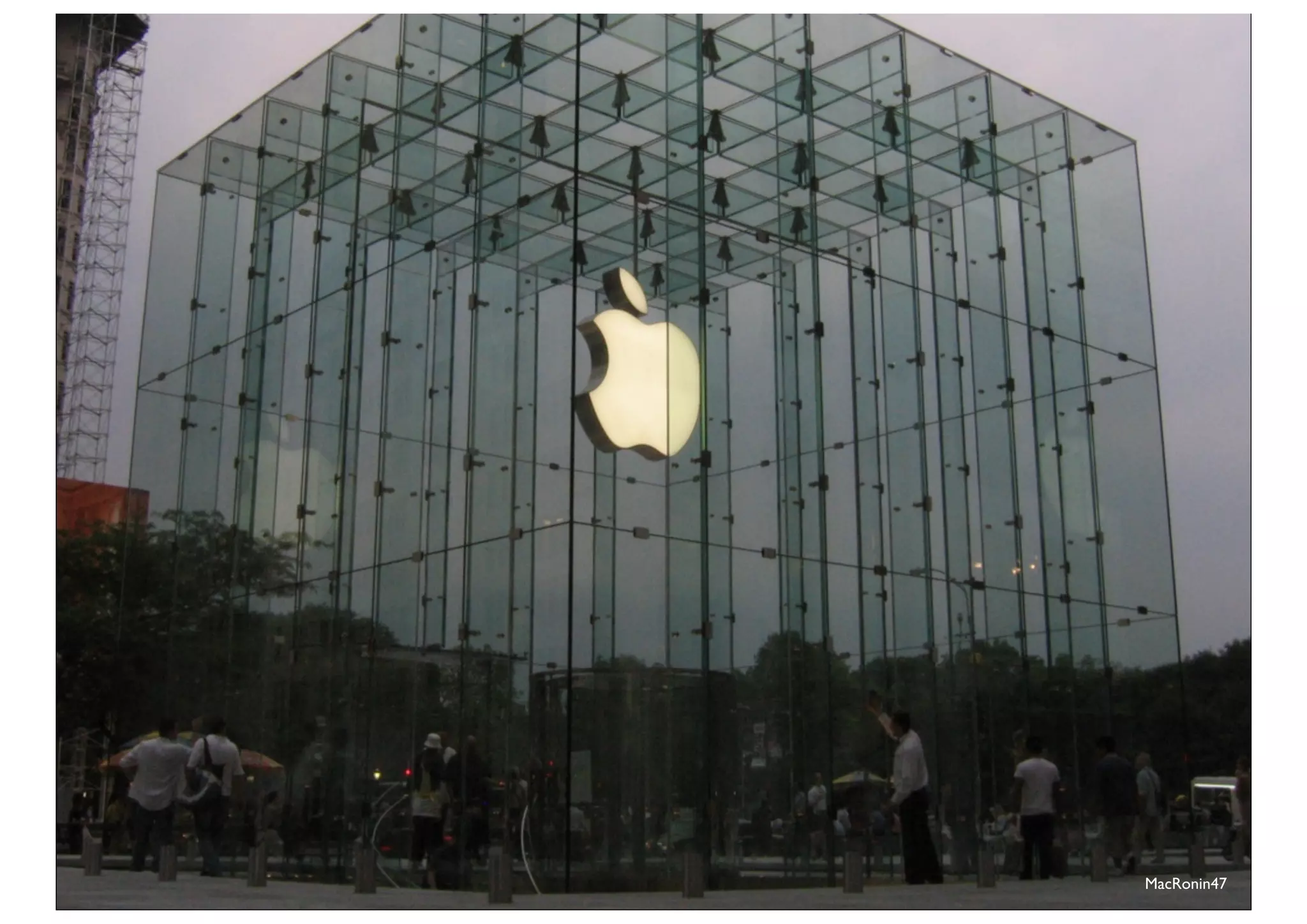 © nathaliemagniez.com
            MacRonin47
 