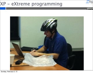 Limiti di Scrum 
•Si tende a pianificare solo lo sprint successivo. 
•Si tende ad isolare il team dal management. 
•Si tende ad applicare prima di avere software di 
qualita’ e testato in modo automatico. 
•Scrum non dice come fare le cose 
•Si pensa che i team auto-organizzati, da soli, 
possano migliorare il processo. Non basta, il 
middle-management ha un ruolo findamentale. 
•La colocation e il single project sono molto utopici. 
Sunday, February 5, 12 
 