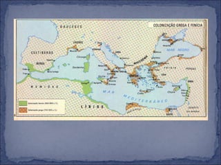 Os Gregos emigraram devido à pobreza dos solos, dos conflitos entre cidades-estado e crescimento da população, o que levou á falta de terras e alimentos. Saíram da Grécia e fundaram colónias nas margens do mar Negro e por todo o mar Mediterrâneo. As colónias continuavam ligadas á cidade de origem. Essas eram reforçadas pelas relações comerciais, pela língua, costumes, jogos e deuses. Encontravam-se dispersos mas mesmo assim mantinham a sua identidade. Tinham a mente a ideia que pertencia a um povo que partilhava, entre si, a mesma comunidade cultural(mundo helénico). 