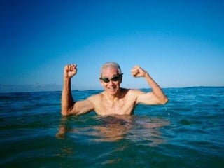 Cuanto menos una persona parezca merecer tu amor, es quizás cuando más lo necesita. Perdona, perdona cuantas veces sea necesario, libera tu corazón de resentimentos, ábrete a  nuevas emociones... 