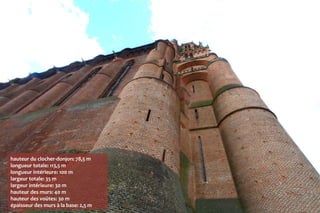 hauteur du clocher-donjon: 78,5 m
longueur totale: 113,5 m
longueur intérieure: 100 m
largeur totale: 35 m
largeur intérie...
