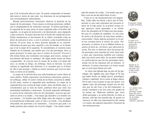 que el de la derecha mira al vacío. Se puede comprender la humani­dad 
entera a través de esta carta. Las relaciones de sus protagonistas 
son extremadamente ambivalentes. 
Resulta particularmente interesante observar la posición de las 
manos de los personajes. Cinco manos en diversas posiciones simboli­zan 
la complejidad de las relaciones enjuego. El primer personaje, a 
la izquierda de la carta, pone su mano izquierda sobre el hombro del 
segundo, en un gesto de protección o de dominación, para empujarlo 
o para retenerlo. Su mano derecha toca el borde del vestido del joven. 
Puede interpretarse el movimiento de su índice extendido como un 
deseo de acercarse al sexo, o, por el contrario, como la prohibición de 
hacerlo. El joven tiene su mano derecha apoyada en su cinturón. 
Advertimos de paso que éste, amarillo y con tres bandas, es el mismo 
que el de la mujer de la izquierda. Si consideramos el cinturón como 
símbolo de la voluntad, este detalle une a los dos personajes. Pero ¿a 
quién pertenece la mano que toca el vientre de la joven? El joven y 
ella misma llevan una vestimenta con mangas azul oscuro, aunque el 
movimiento del brazo es ambiguo. De algún modo tienen un brazo 
«compartido». Si el joven toca el vientre de la chica a la altura del 
sexo, su mirada se dirige, sin embargo, hacia su derecha. La carta 
cobrará un significado muy diferente si se considera que es el brazo 
de ella el que protege o señala su vientre mientras que el joven man­tiene 
su mano en la espalda... 
La mujer de la derecha lleva una cofia formada por cuatro flores de 
cinco pétalos. Podría representar una hermosa consciencia, poética y, 
sin embargo, sólida. El centro violeta de las flores concentra la sabidu­ría 
del amor, incluso la capacidad para sacrificarse. La mujer de la 
izquierda lleva una corona de hojas verdes, activa (la banda roja), y, si 
consideramos que se trata de laurel, podemos decir que tiene una 
mentalidad triunfadora o dominante. Se puede especular infinitamen­te 
acerca de las relaciones entre los tres personajes: un joven que pre­senta 
su novia a su madre... Una mujer que descubre a su marido con 
una amante... Un hombre que debe elegir entre dos mujeres o, según 
la interpretación tradicional, entre el vicio y la virtud... Una alcahueta 
ofreciendo una prostituta a un transeúnte... Una joven que pide a su 
madre permiso para casarse con el joven elegido... Una madre enamo- 
184 
rada del amante de su hija... Una madre que pre­fiere 
a uno de sus dos hijos frente al otro... 
Como se ve, las interpretaciones son inagota­bles. 
Todas ellas nos llevan a decir que El Ena­morado 
es una carta relacional que presenta el 
inicio de la vida social. Es el primer arcano en 
que aparecen varios personajes a un mismo 
nivel (los discípulos de El Papa eran más peque­ños 
que él y estaban de espaldas). Es una carta 
de unión y de desunión, de elecciones sociales y 
emocionales. Varios indicios presentes en la car­ta 
nos orientan hacia la noción de unión. Por 
una parte, el número 6 en el alfabeto hebreo se 
asocia a la letra vav, «el clavo», que representa la 
unión. Por otra, se observan entre las piernas de 
los personajes unas manchas de color (azul cielo 
y rojo) que representan también una continui­dad, 
una unión entre ellos. En un plano simbóli­co, 
podría decirse que los tres personajes repre­sentan 
tres de las instancias del ser humano: el 
intelecto, el centro emocional y el centro sexual 
que se unen para formar uno solo. 
La tierra está labrada bajo los pies de los per­sonajes. 
Eso significa que, para llegar al VI, hay 
que haber hecho un trabajo previo, psicológico, 
cultural y espiritual. Así es como se llega a descu­brir 
lo que a uno le gusta, lo que uno quiere. Los 
zapatos rojos del personaje central son los mis­mos 
que los del Loco y los del Emperador: se 
puede considerar a los tres como tres grados de 
un mismo ser. Obsérvese también que, entre 
dicho personaje y su vecina derecha, la tierra se 
detiene, sólo hay una mancha roja. Se puede ver 
entonces en ellos una representación del animus 
y el anima, dos aspectos masculino y femenino de 
una misma persona. 
El pequeño Cupido 
y el gran sol blanco. 
La mano en el 
hombro del joven: 
¿protección, 
incitación o 
prohibición? 
Surgida de un 
«brazo común», 
una mano toca 
ei bajo vientre 
de la chica. 
Los zapatos rojos, 
activos, del 
personaje central 
pisan una tierra 
labrada, resultado 
de un trabajo 
psicológico, 
cultural y espiritual. 
185 
 