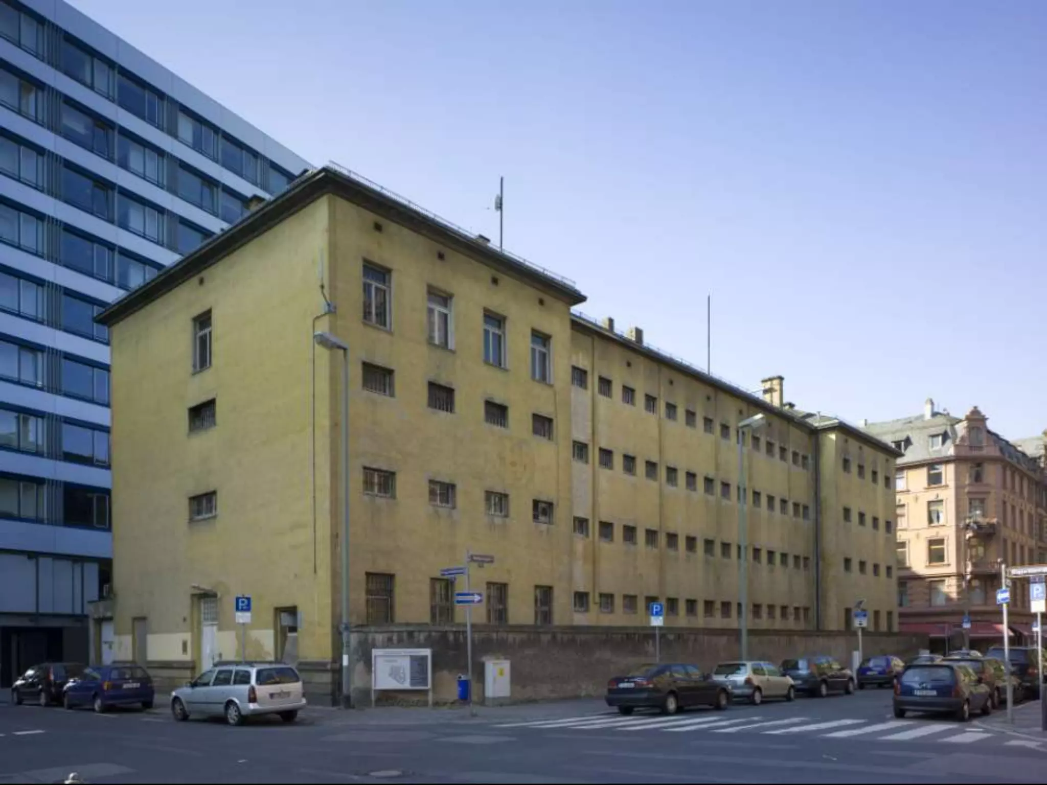 Alex Haw Lecture - 080815 - bbc Innovation Unit - atmos Sample Projects - 546